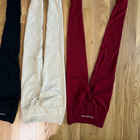6 pairs Alphalete Amplify Leggings x small - Picture 2 of 5